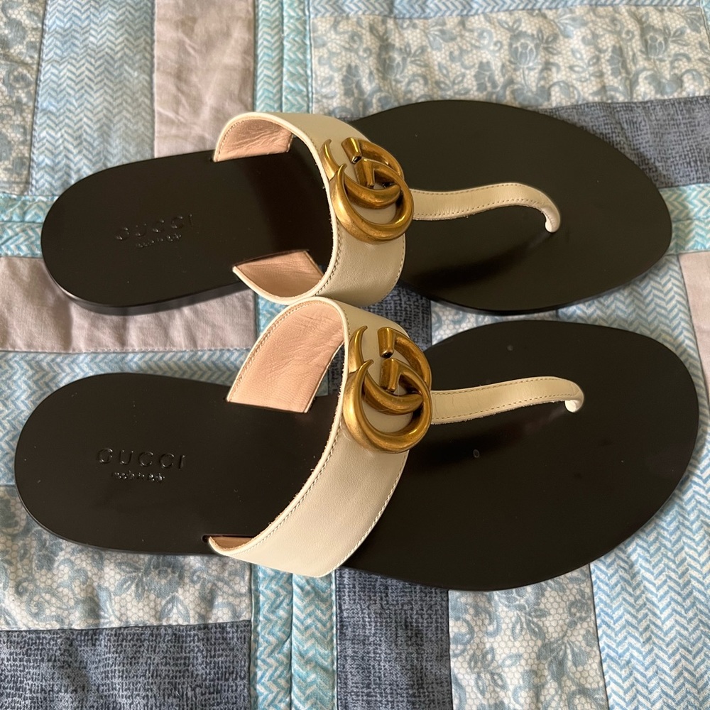 Gucci Women's light beje Marmont Double G GG Thong Flip Flop Sandal EU 37/7
